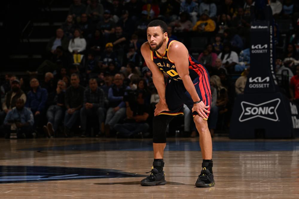 毫不拖泥带 毫不拖泥带